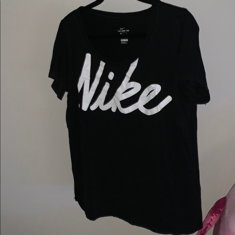 Nike tshirt